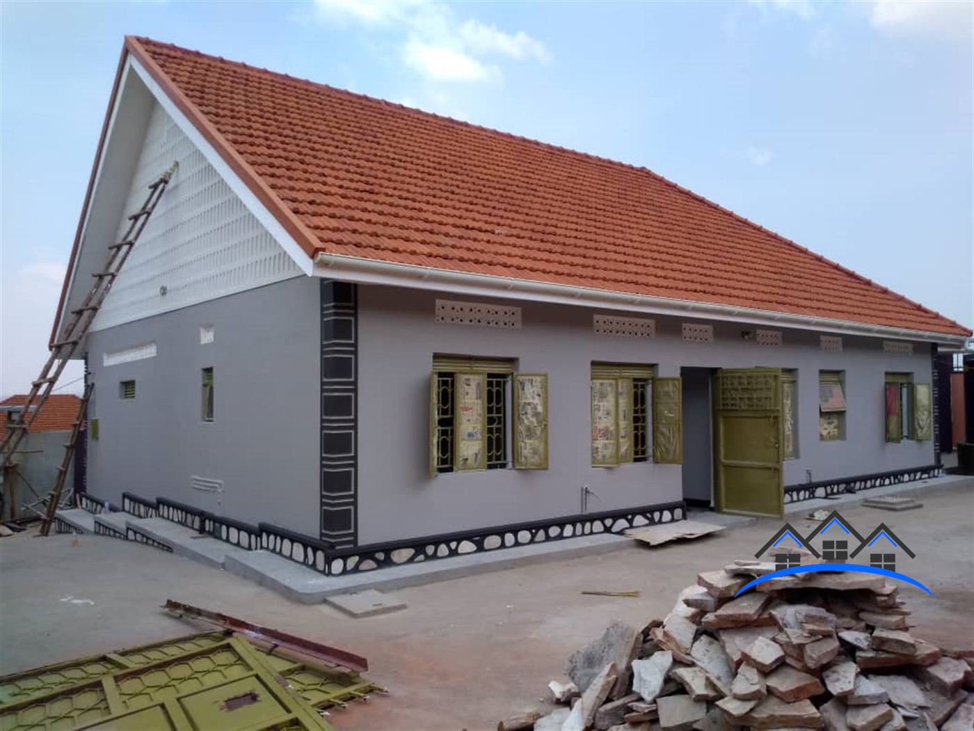 Bungalow for sale in Mutundwe Kampala