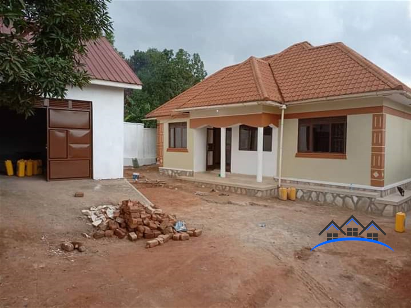 Bungalow for sale in Nansana Wakiso