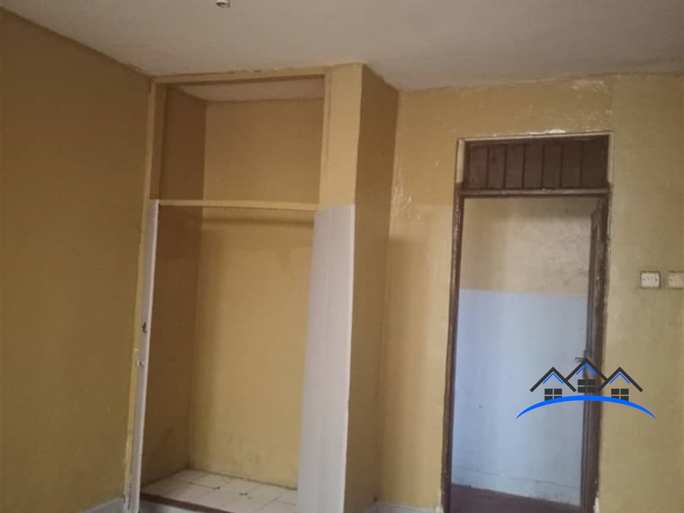 Bungalow for sale in Makindye Kampala