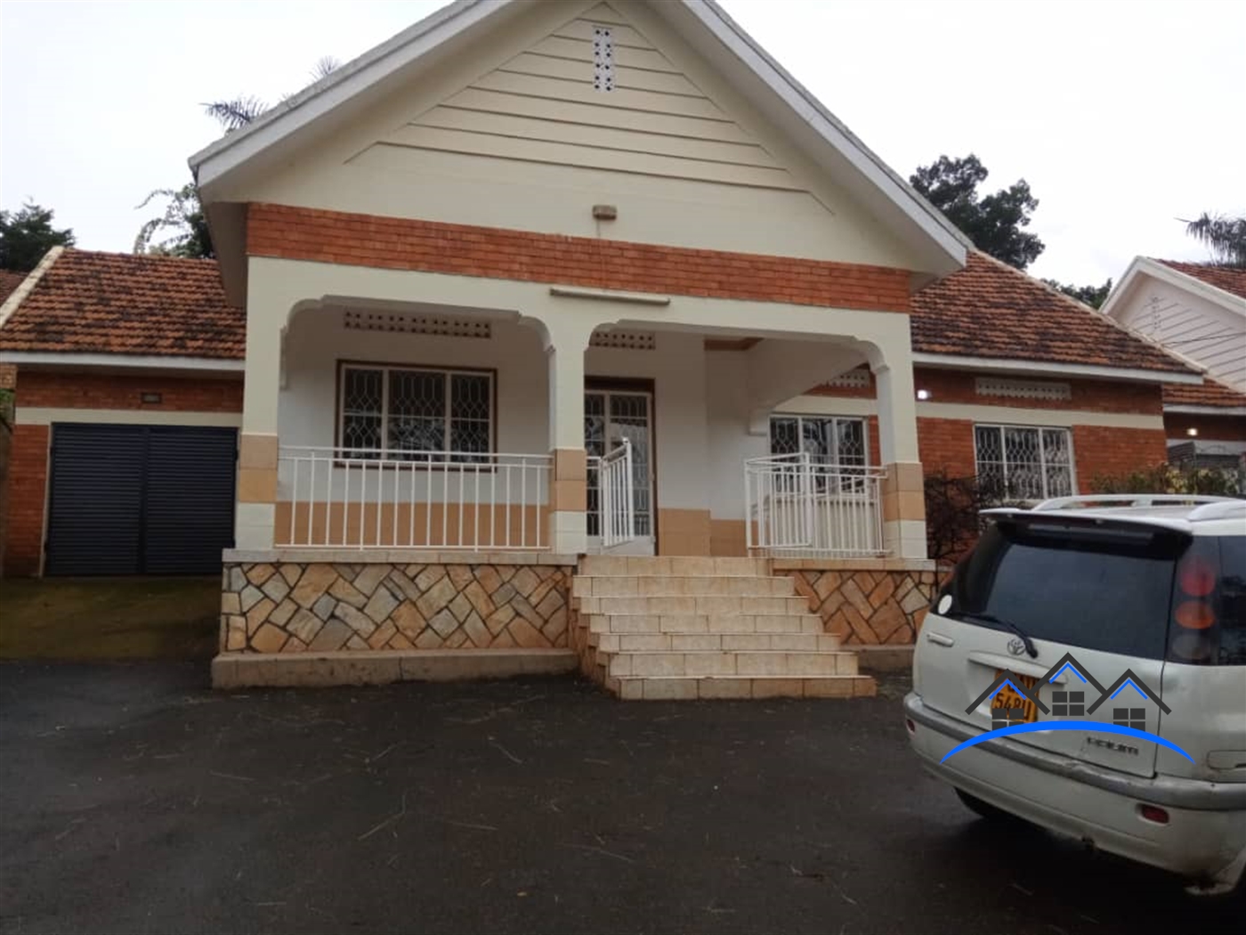 Bungalow for sale in Naguru Kampala