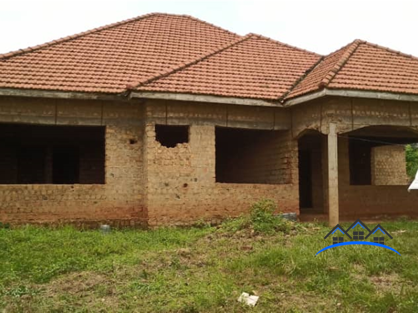 Shell House for sale in Najjera Wakiso