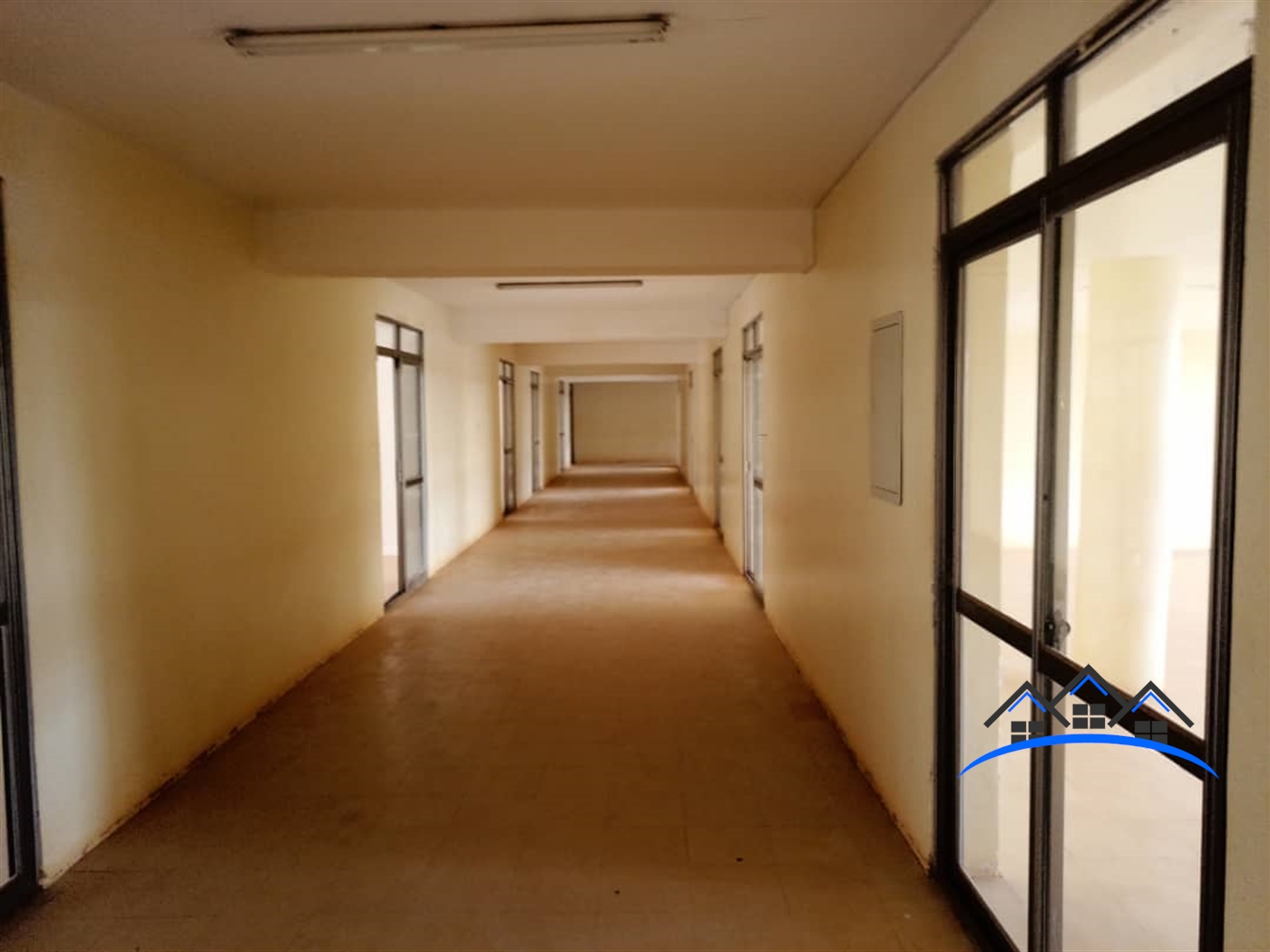 Corridor (Hallway)