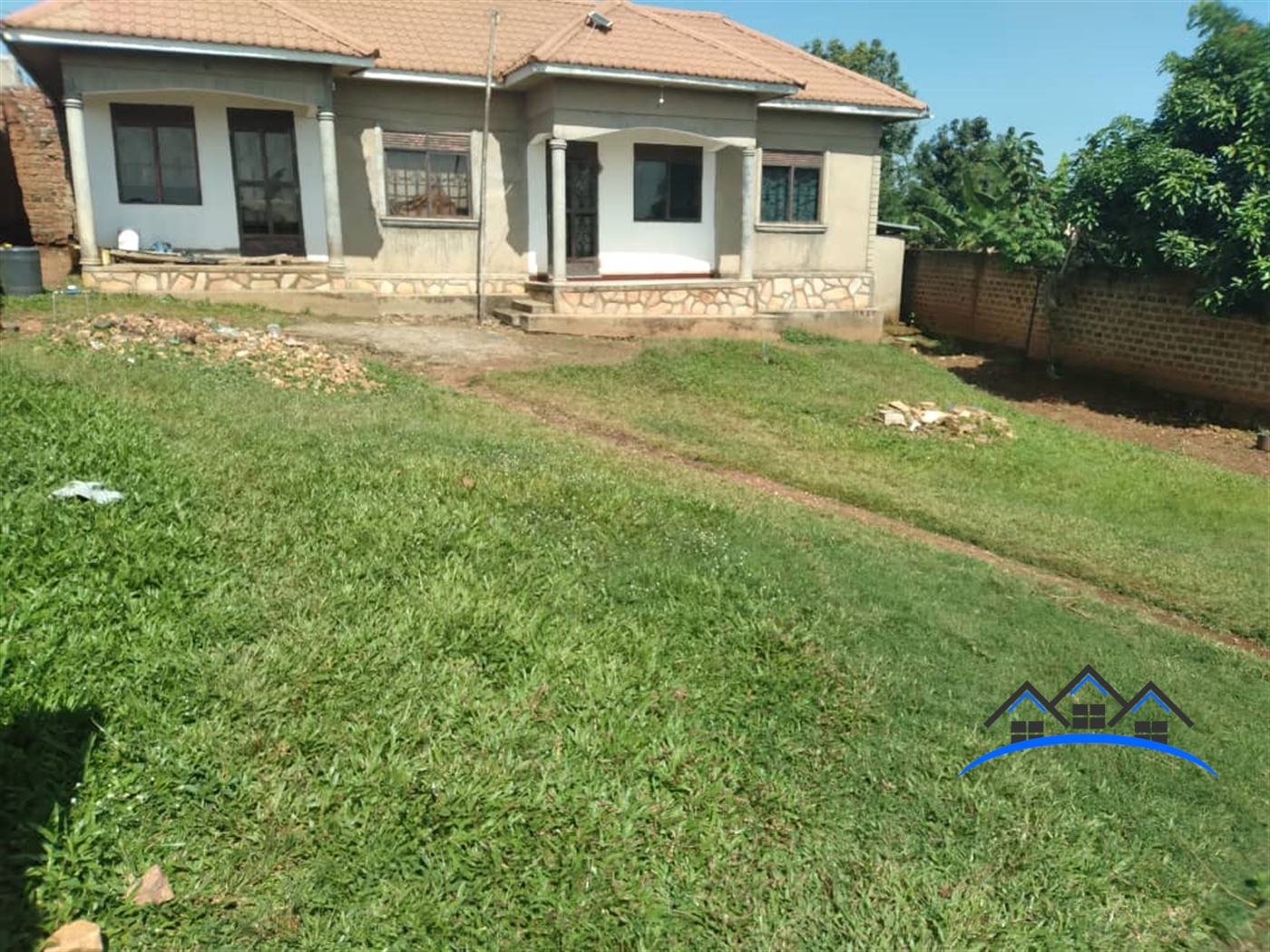 Bungalow for sale in Kiwenda Wakiso