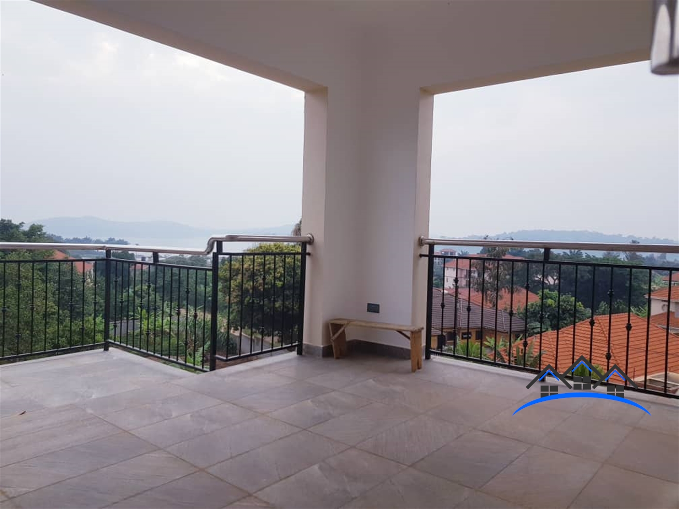 Mansion for sale in Munyonyo Kampala