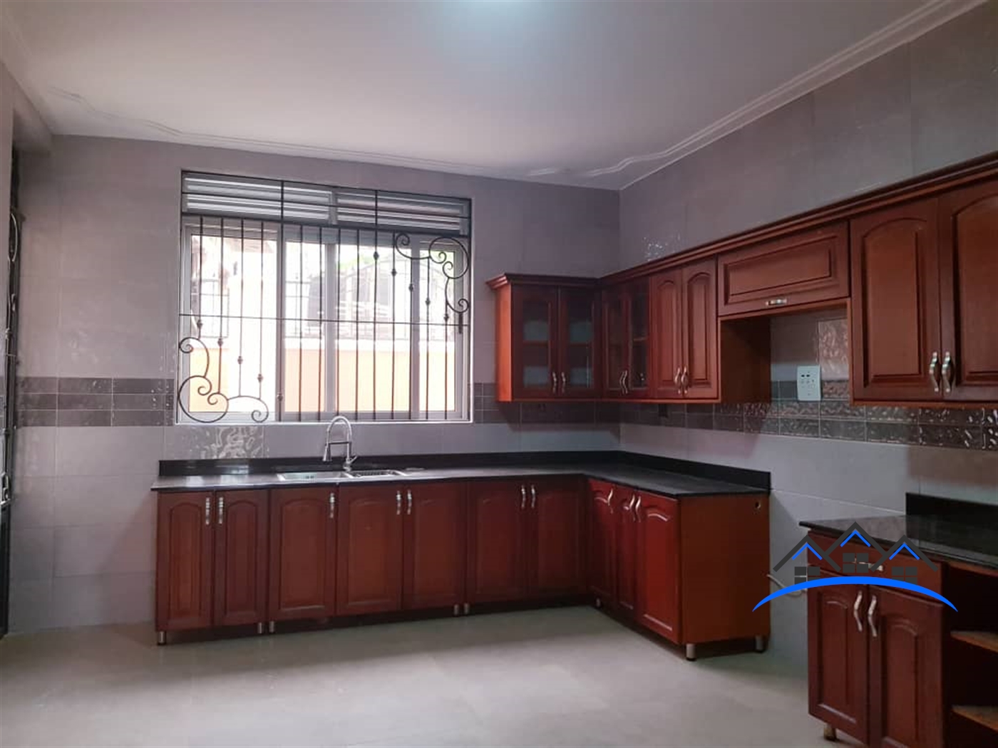 Mansion for sale in Munyonyo Kampala