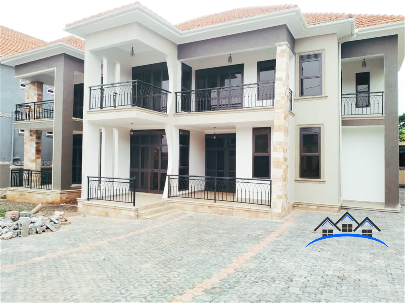 Storeyed house for sale in Najjera Wakiso