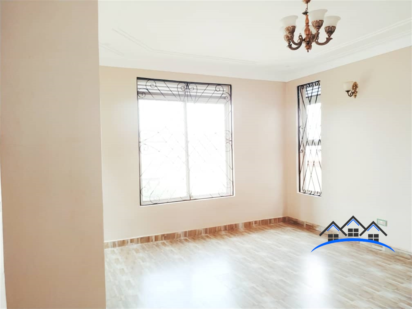 Duplex for sale in Kira Wakiso