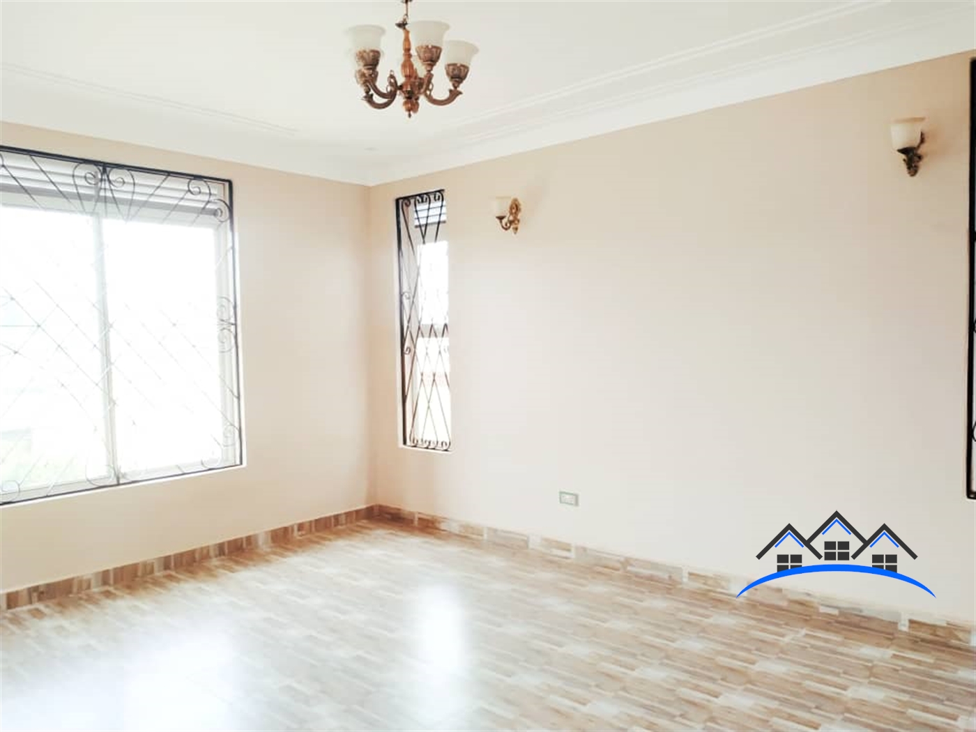 Duplex for sale in Kira Wakiso