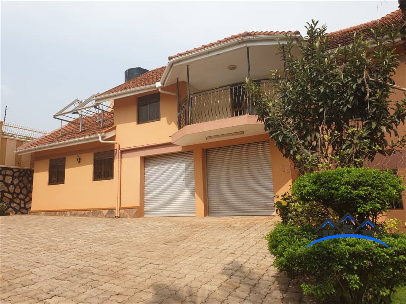 Storeyed house for sale in Kulambilo Wakiso