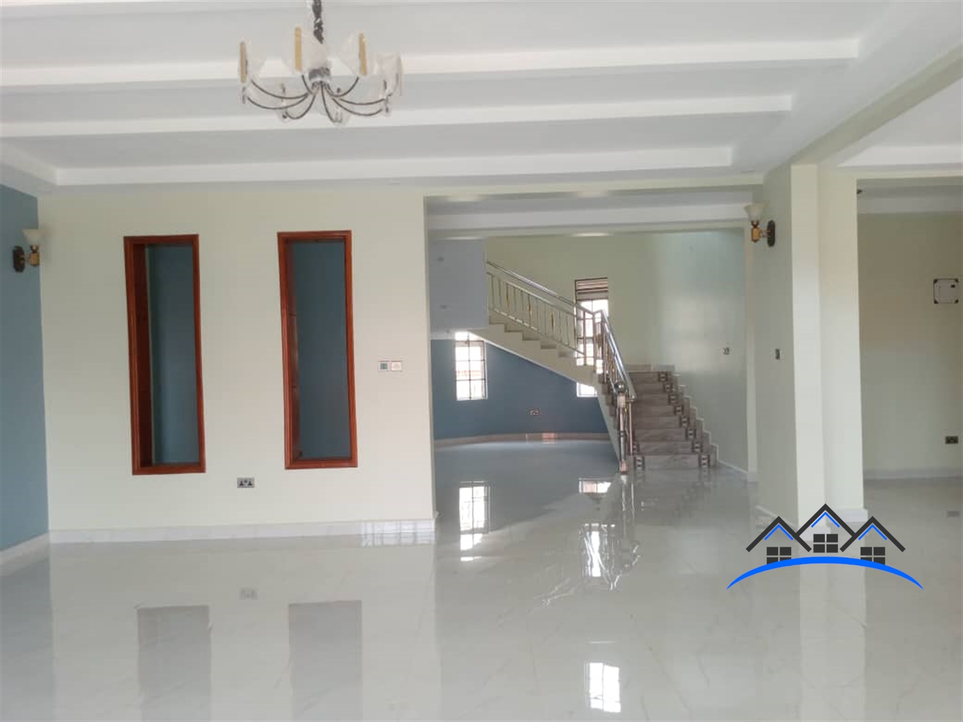 Mansion for sale in Kitende Wakiso