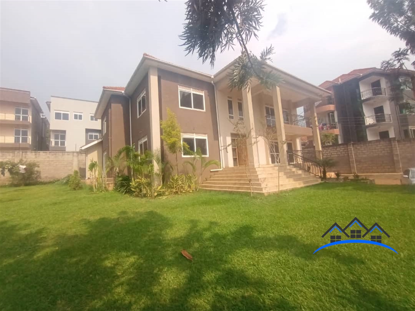 Storeyed house for sale in Bbunga Kampala