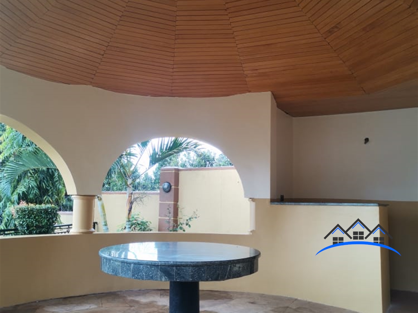 Storeyed house for sale in Kitende Wakiso