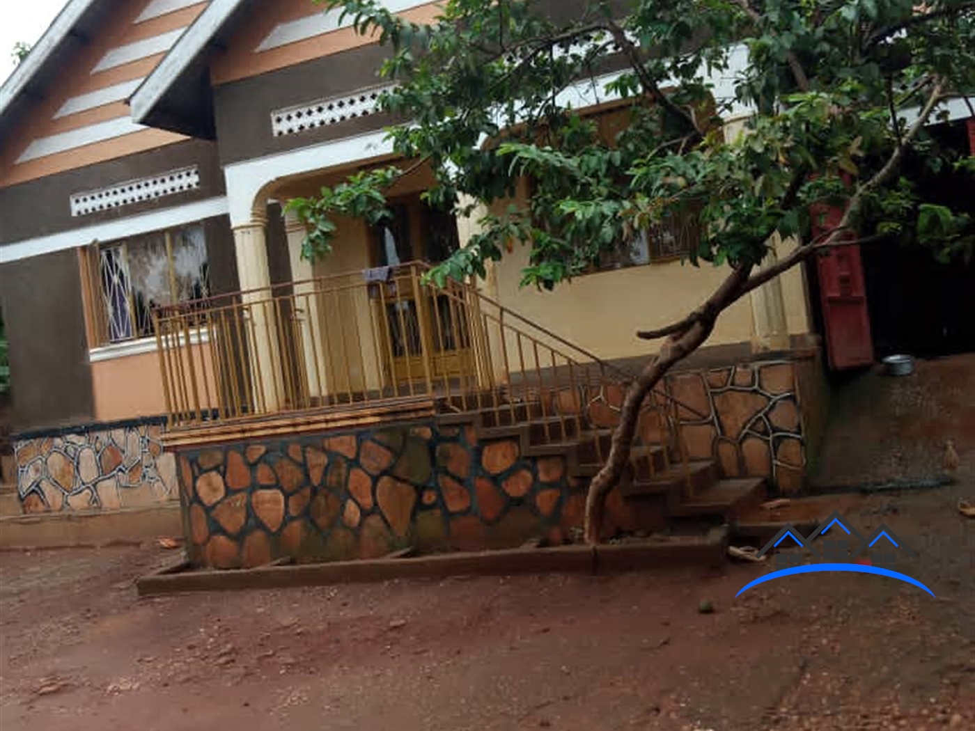 Bungalow for sale in Kitende Wakiso