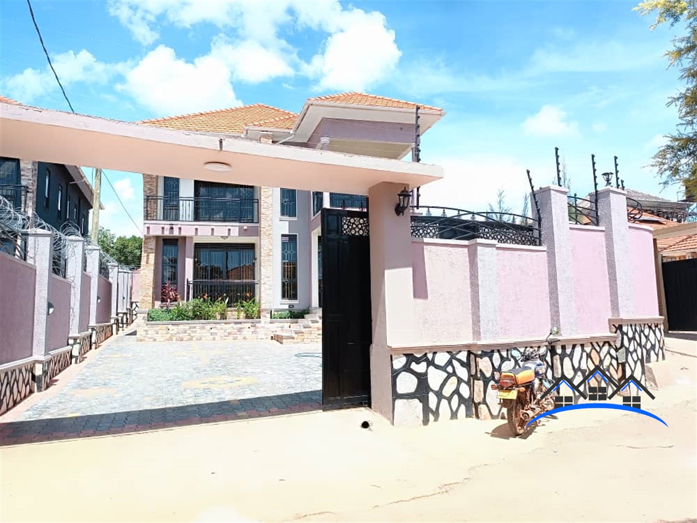 Storeyed house for sale in Kira Wakiso