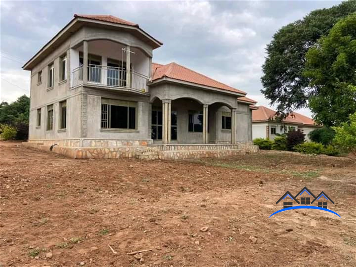 Shell House for sale in Entebbe Wakiso