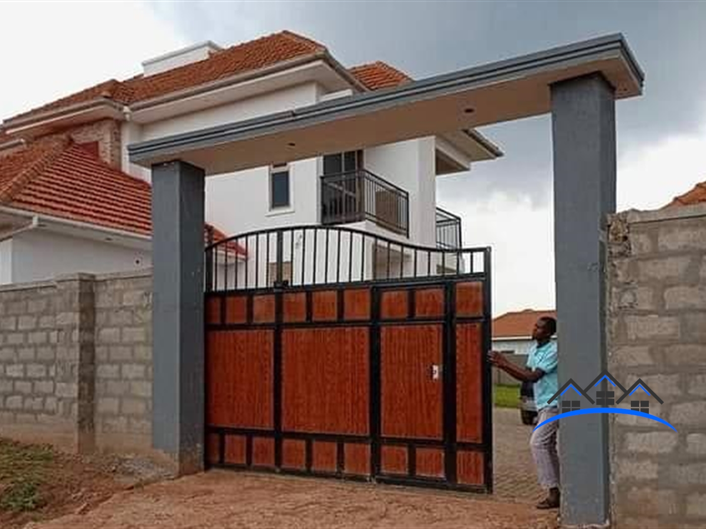 Storeyed house for sale in Kyanja Wakiso