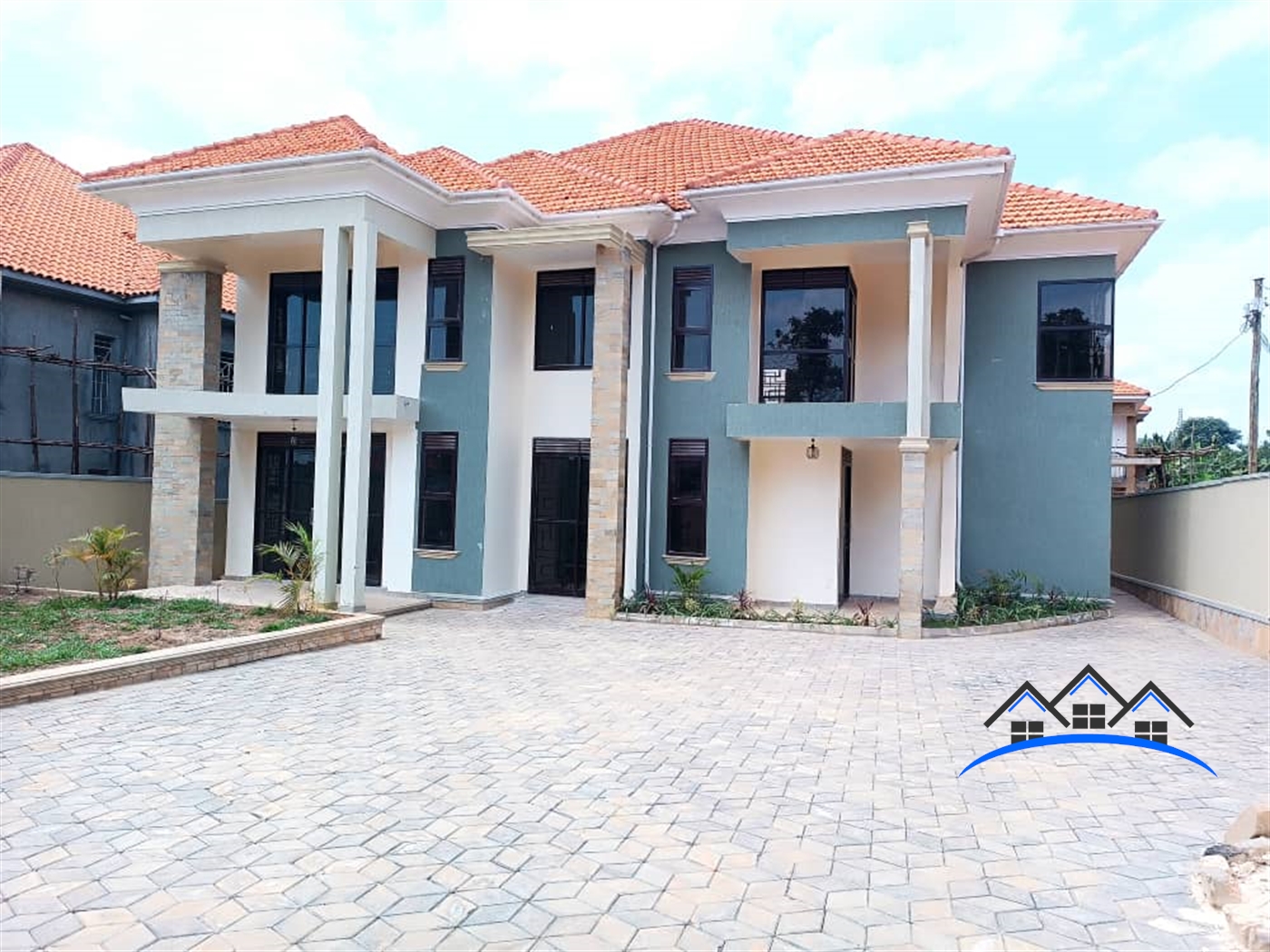 Storeyed house for sale in Kira Wakiso