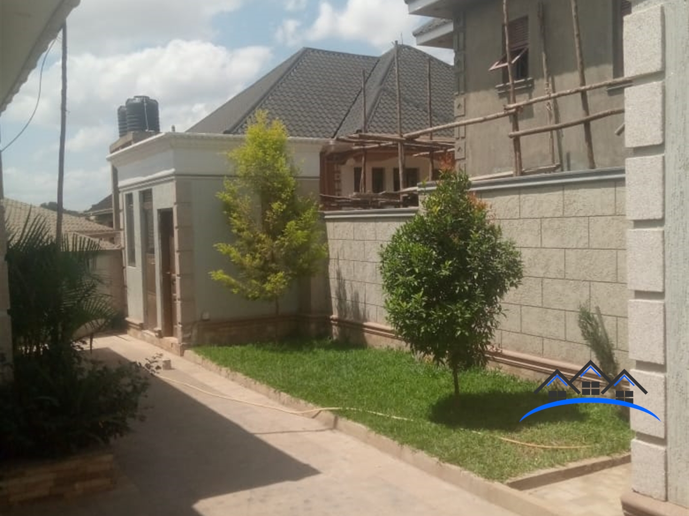 Duplex for sale in Kyebando Kampala