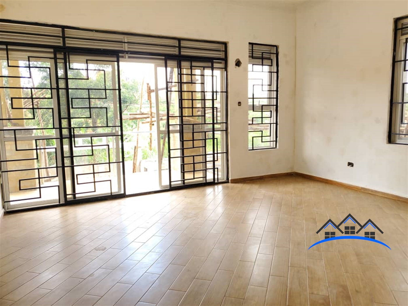 Duplex for sale in Kyanja Kampala