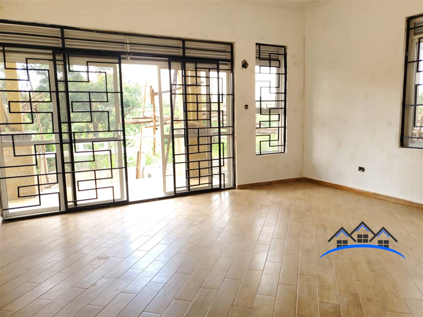 Duplex for sale in Kyanja Kampala