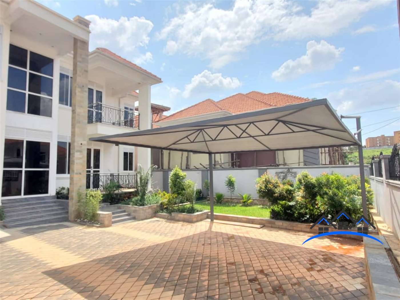 Mansion for sale in Kyanja Kampala