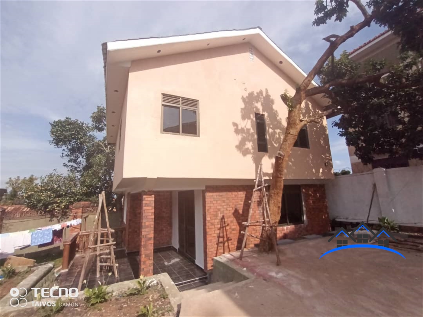 Duplex for rent in Munyonyo Kampala