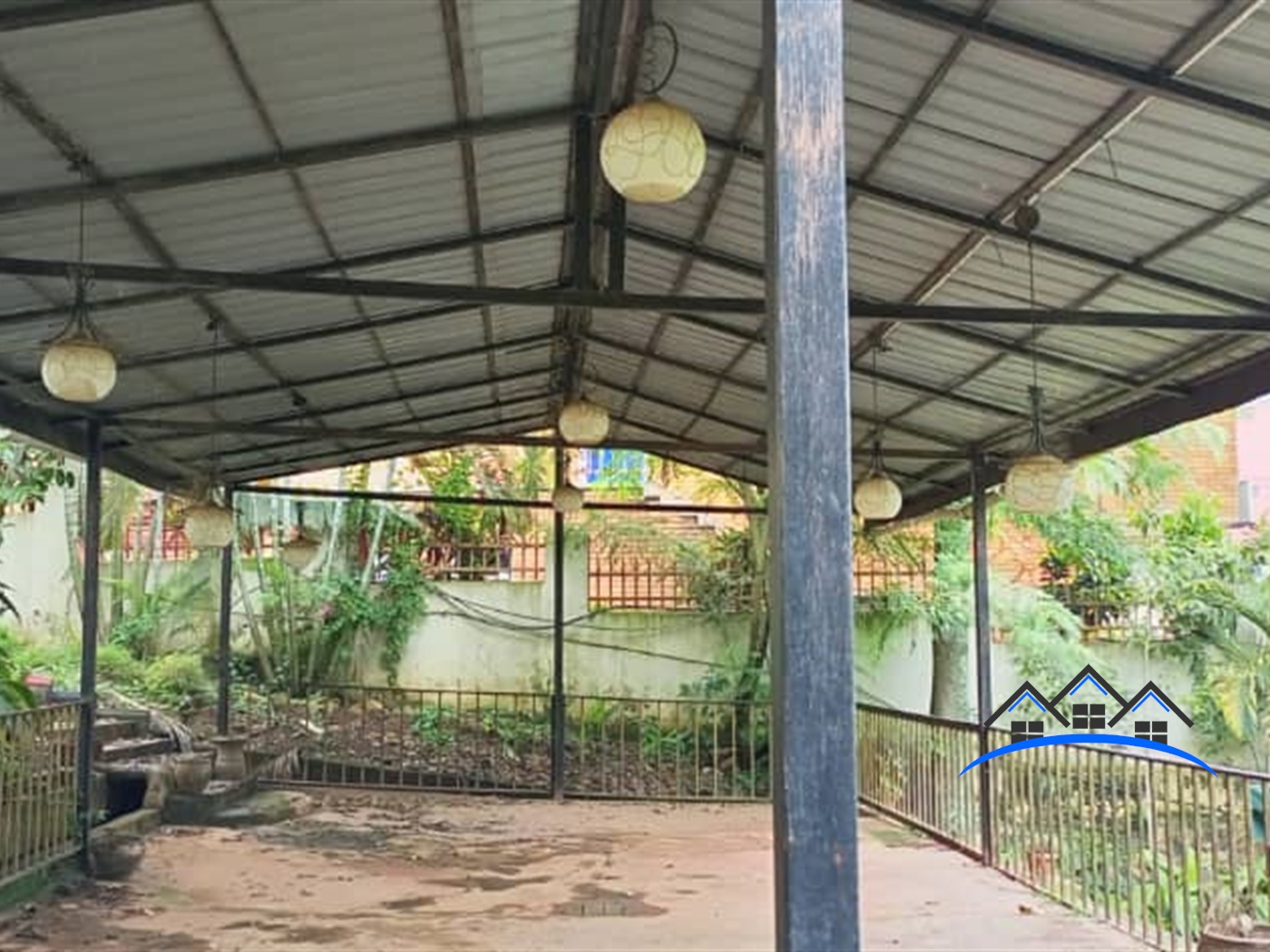 Bungalow for sale in Kololo Kampala