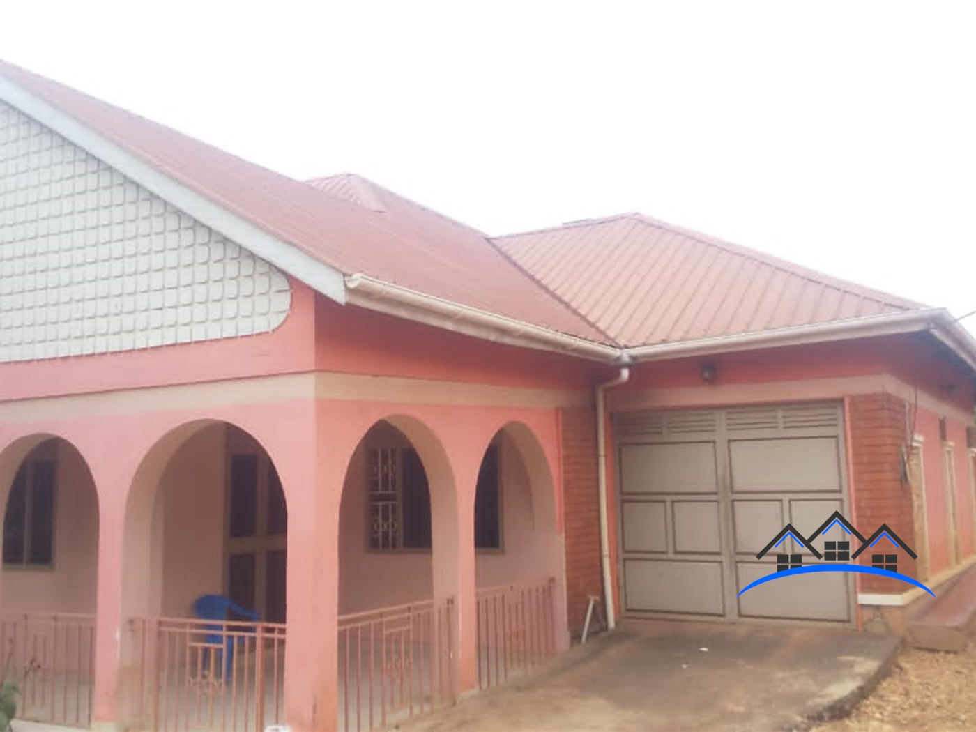 Bungalow for sale in Lweza Wakiso