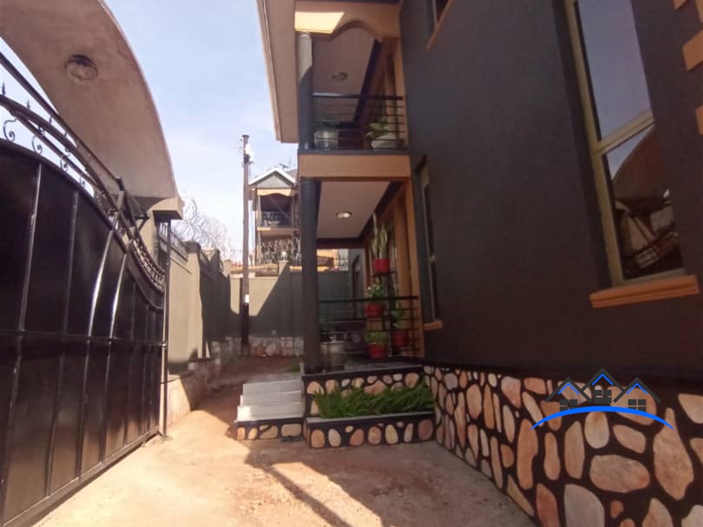 Mansion for sale in Munyonyo Kampala