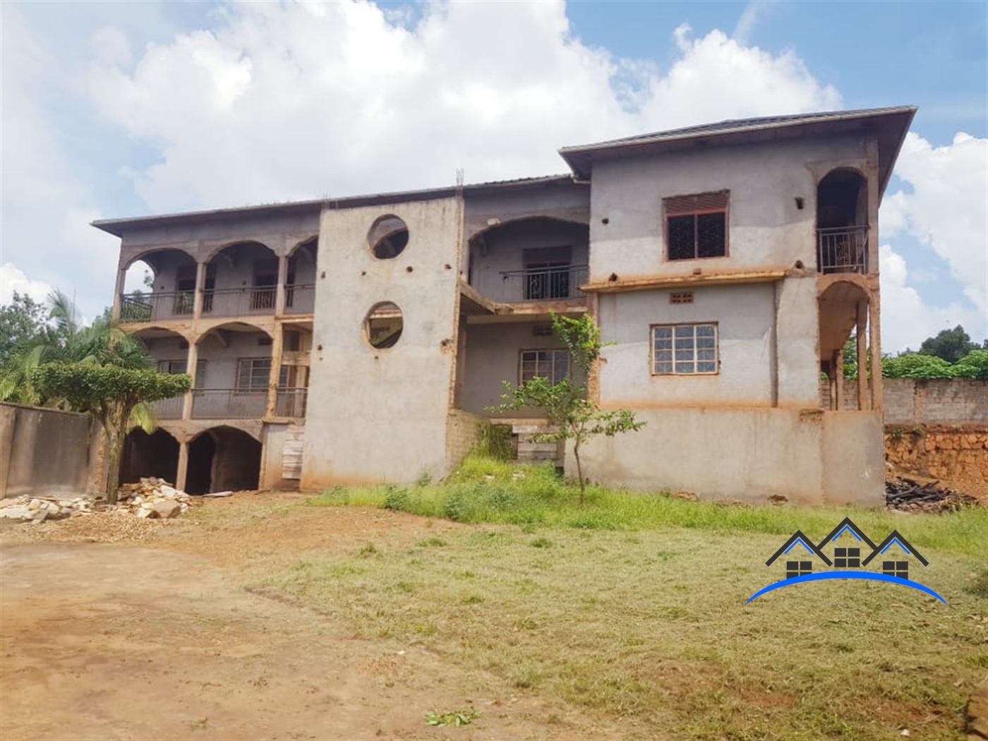 Apartment block for sale in Kanyanya Kampala