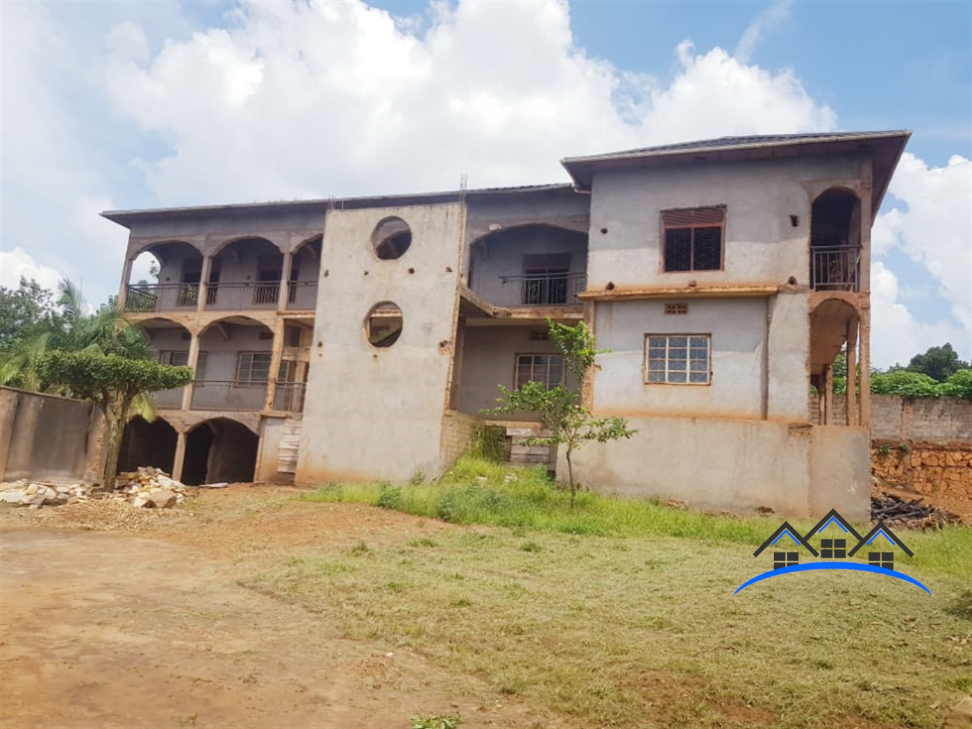 Apartment block for sale in Kanyanya Kampala