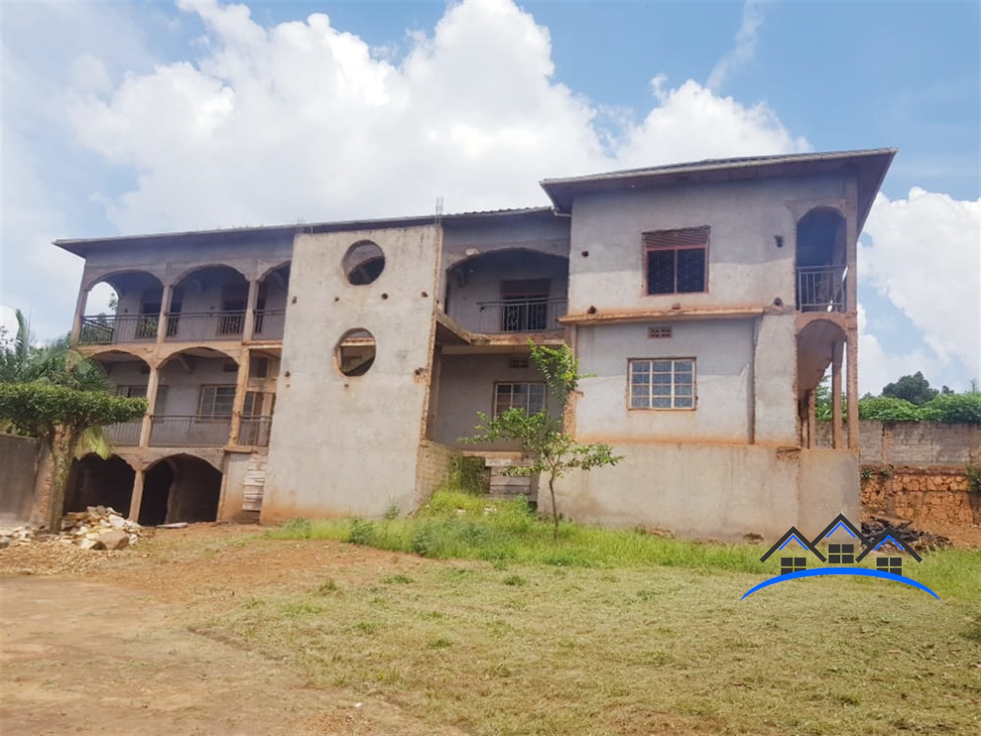 Apartment block for sale in Kanyanya Kampala