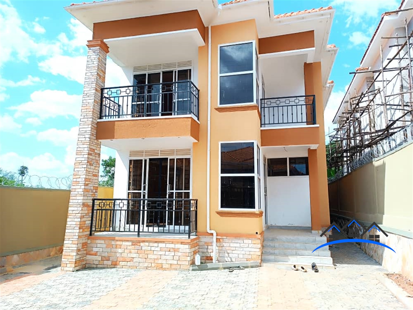 Duplex for sale in Kira Wakiso