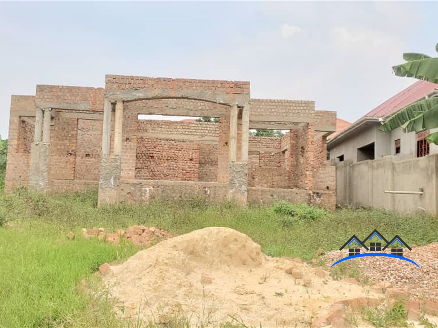 Shell House for sale in Kitende Wakiso