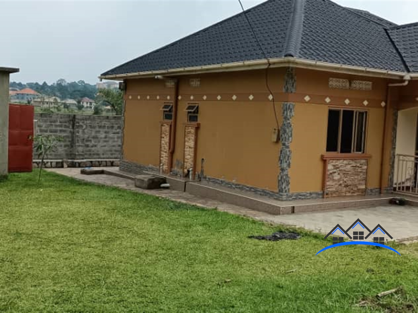 Bungalow for sale in Lyamutundwe Wakiso