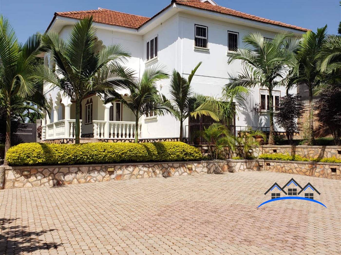 Mansion for rent in Seguku Wakiso