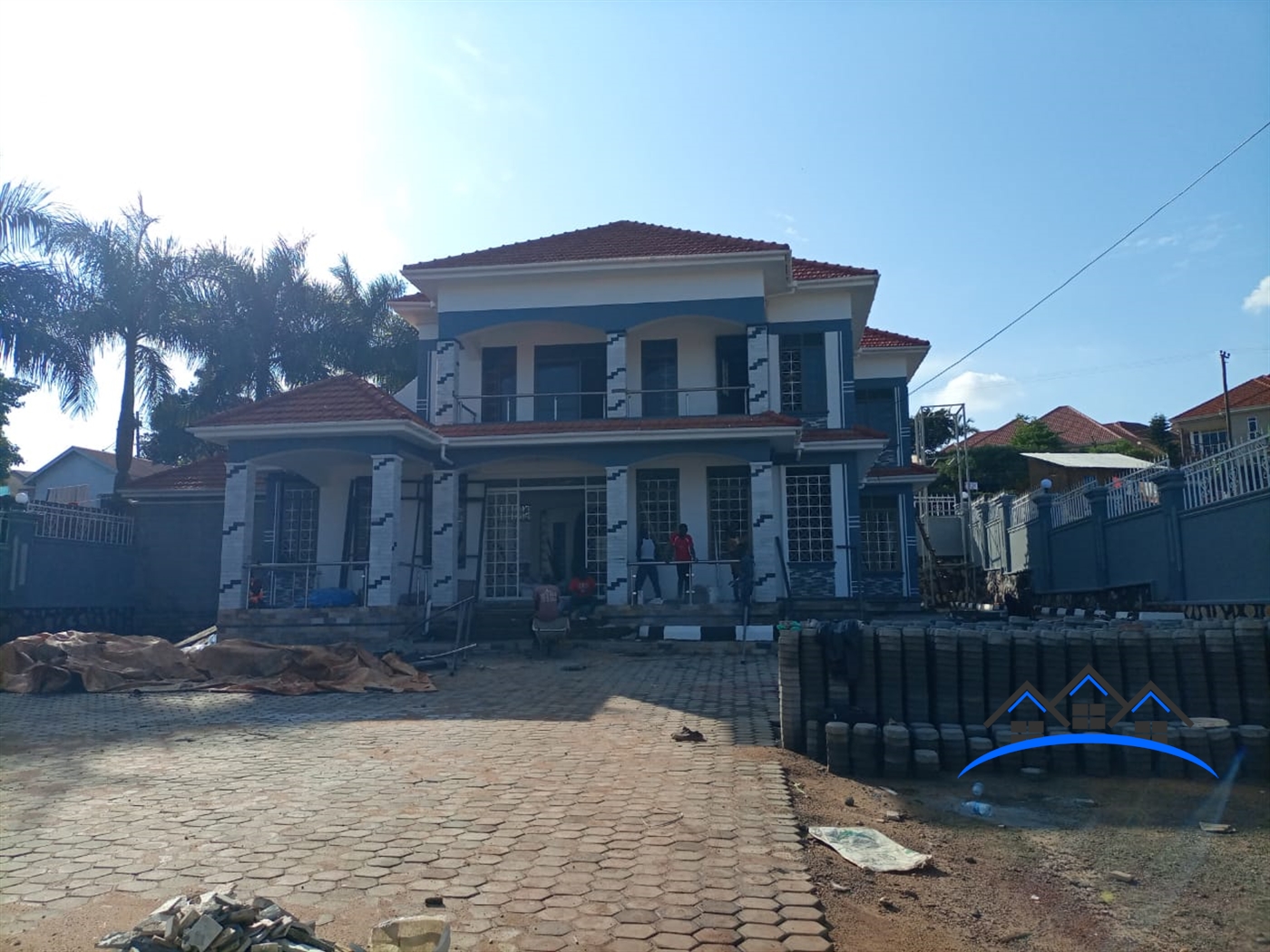 Mansion for sale in Kitende Wakiso