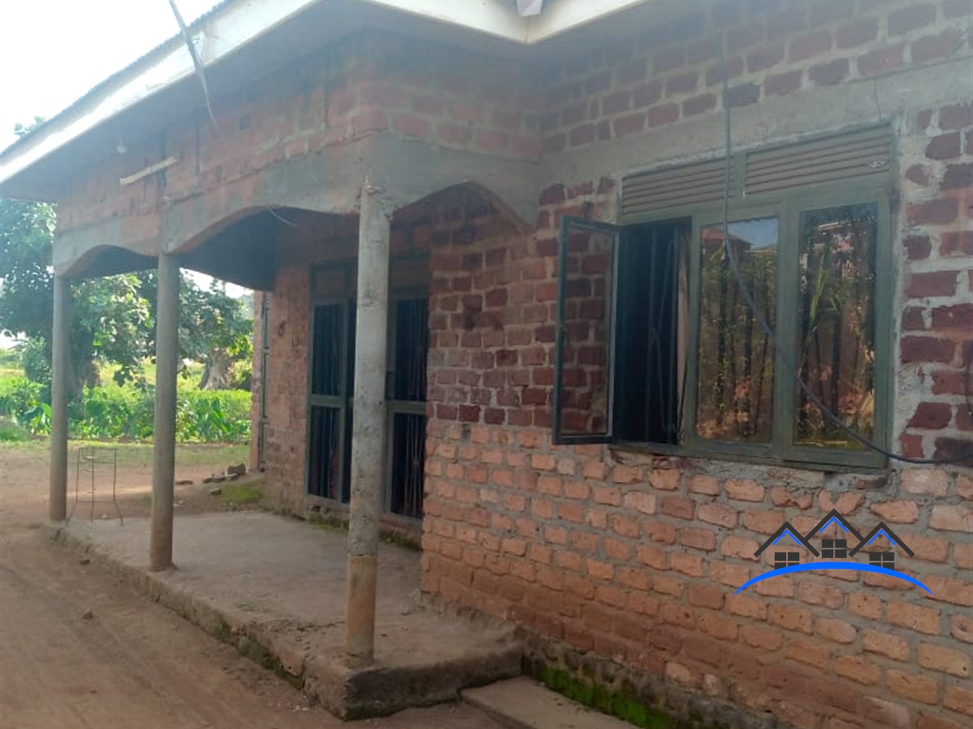 Shell House for sale in Kawuku Wakiso