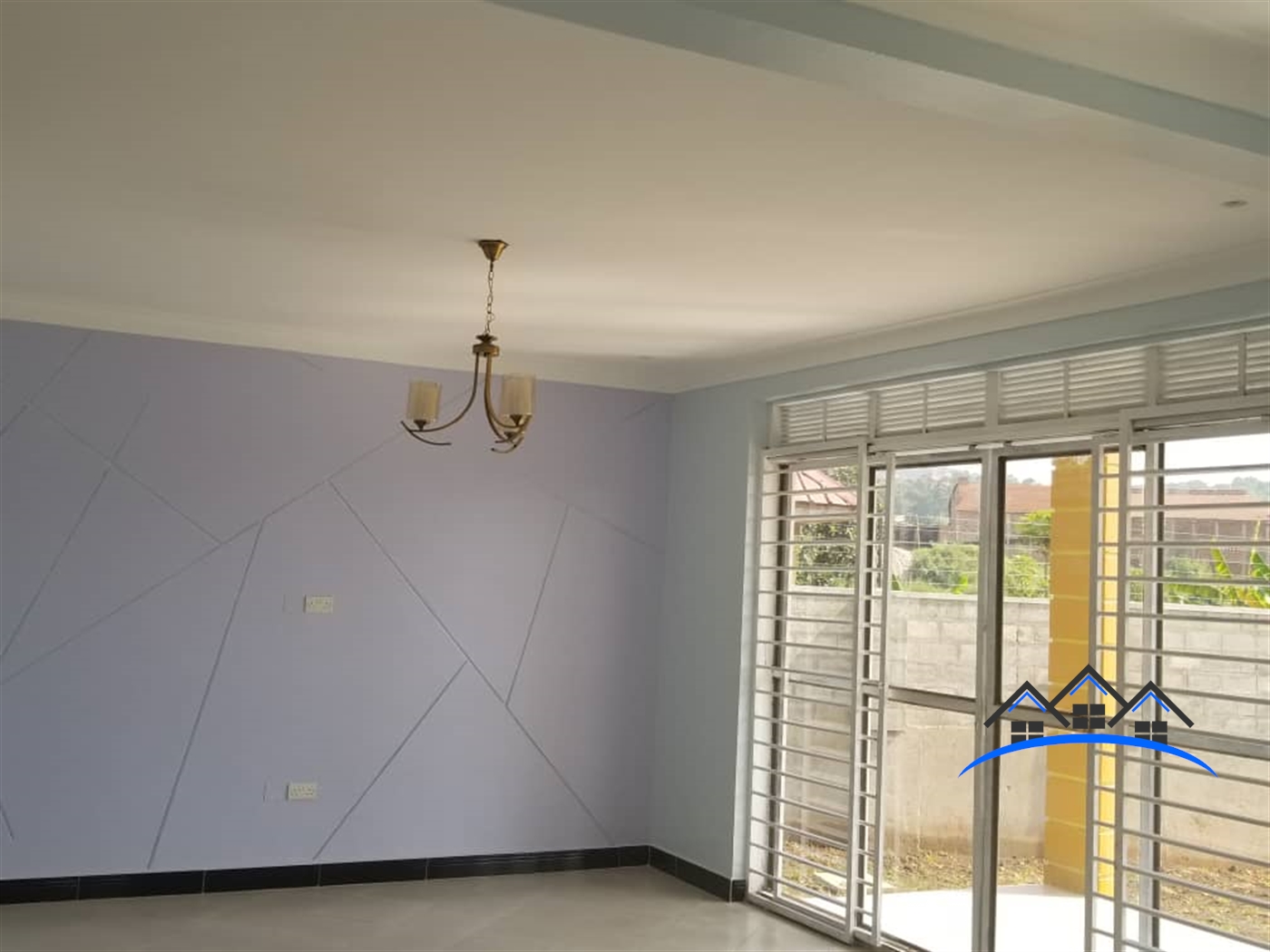 Duplex for sale in Lweza Wakiso