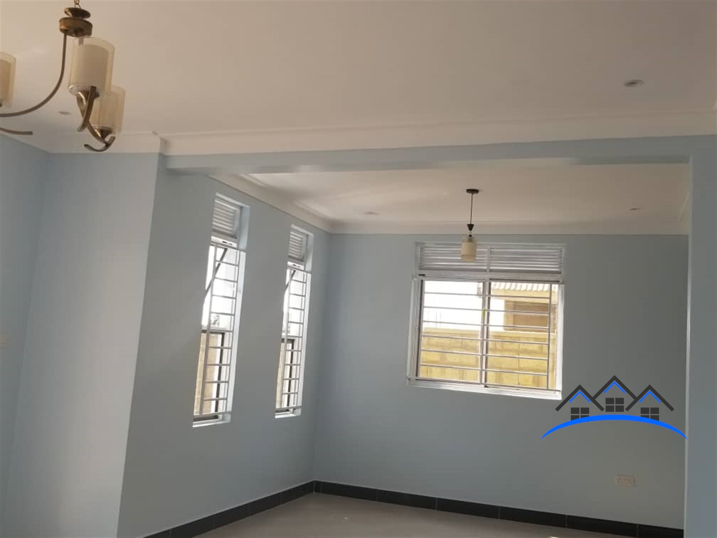 Duplex for sale in Lweza Wakiso