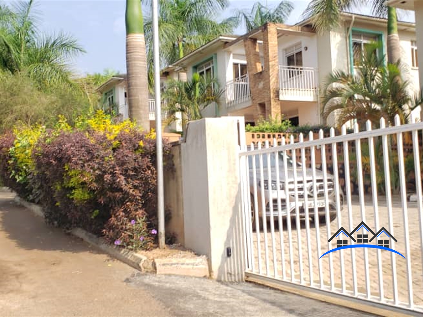 Mansion for rent in Lubowa Wakiso