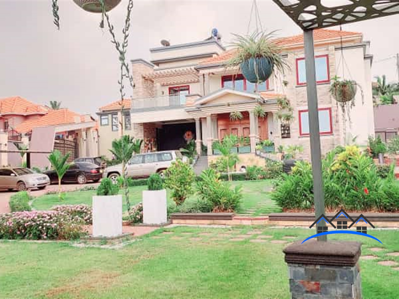 Mansion for sale in Naalya Wakiso