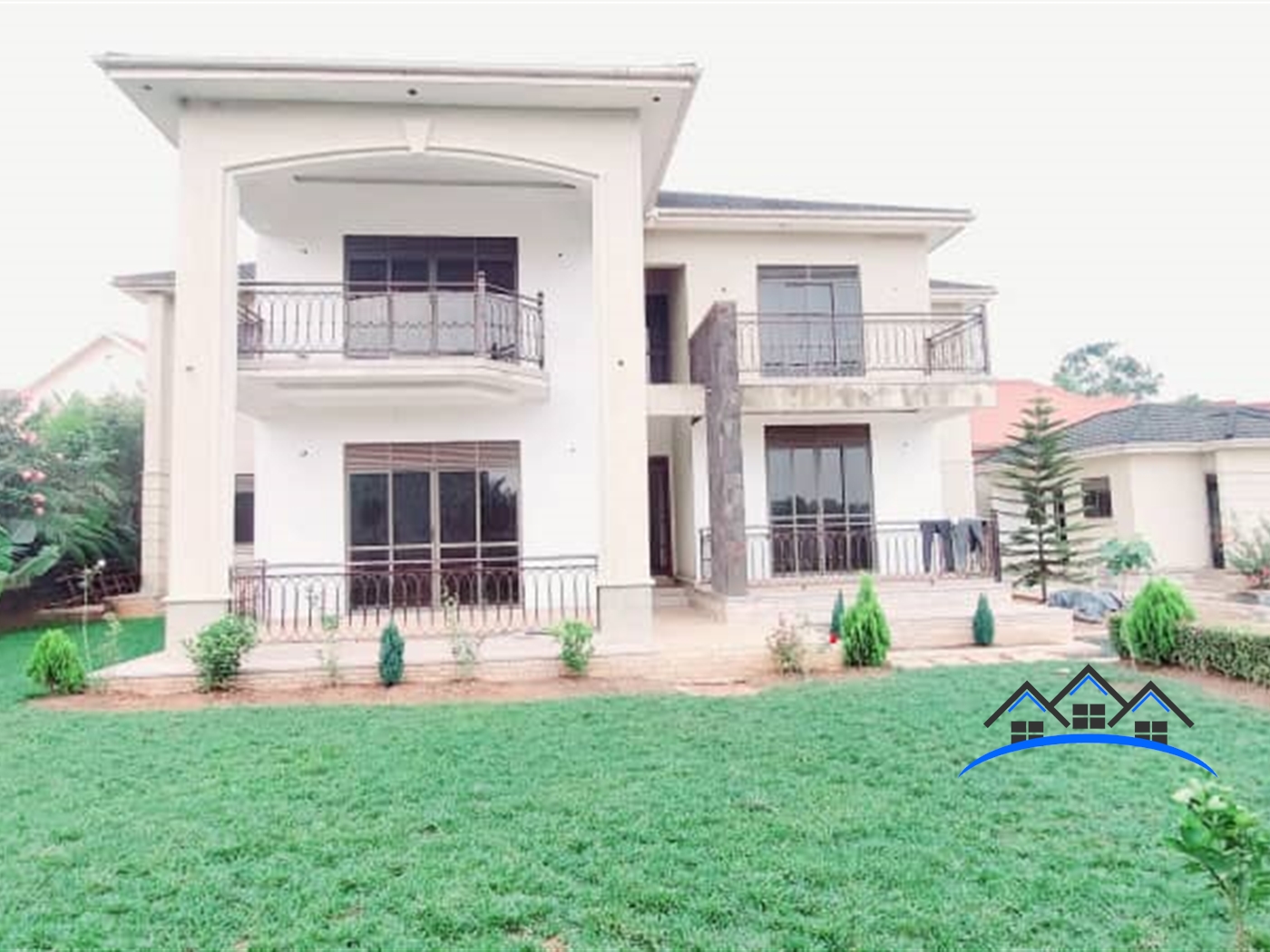 Mansion for sale in Namugongo Wakiso