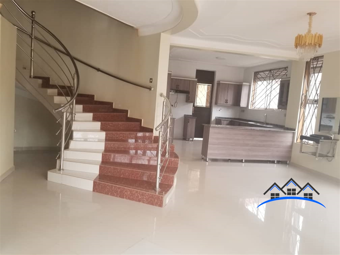 Mansion for sale in Bwebajja Wakiso