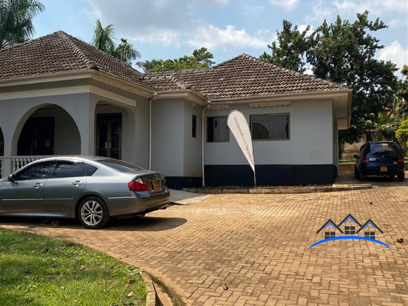 Bungalow for sale in Muyenga Kampala