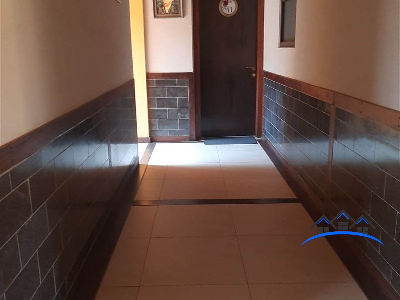 Hotel for sale in Bugoloobi Kampala