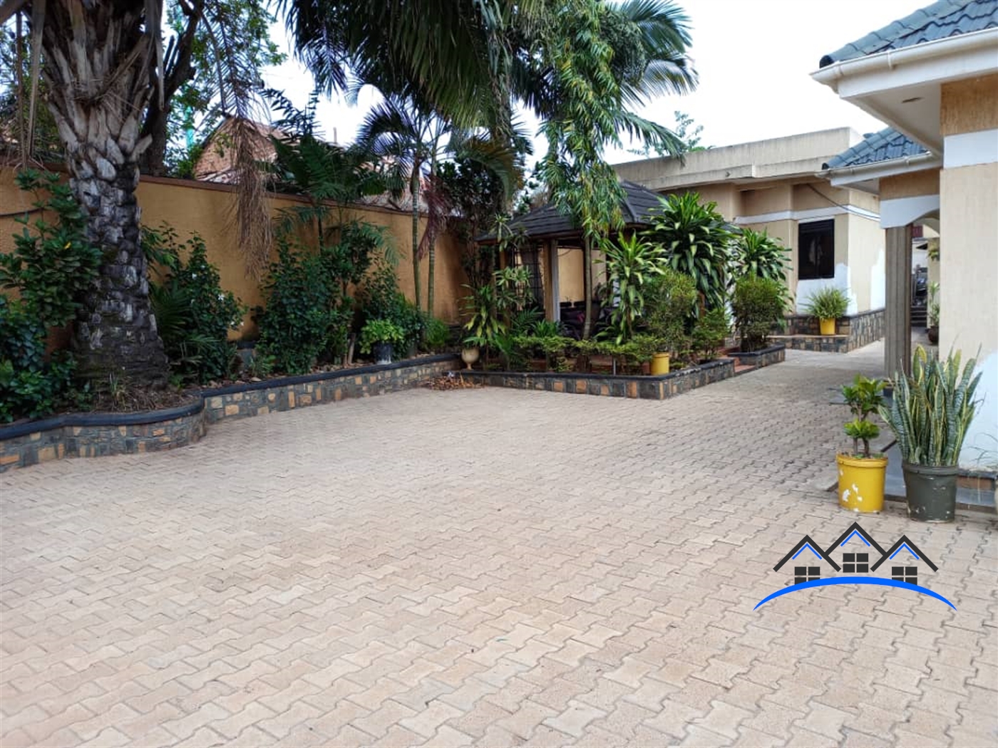 Bungalow for sale in Agenda Wakiso