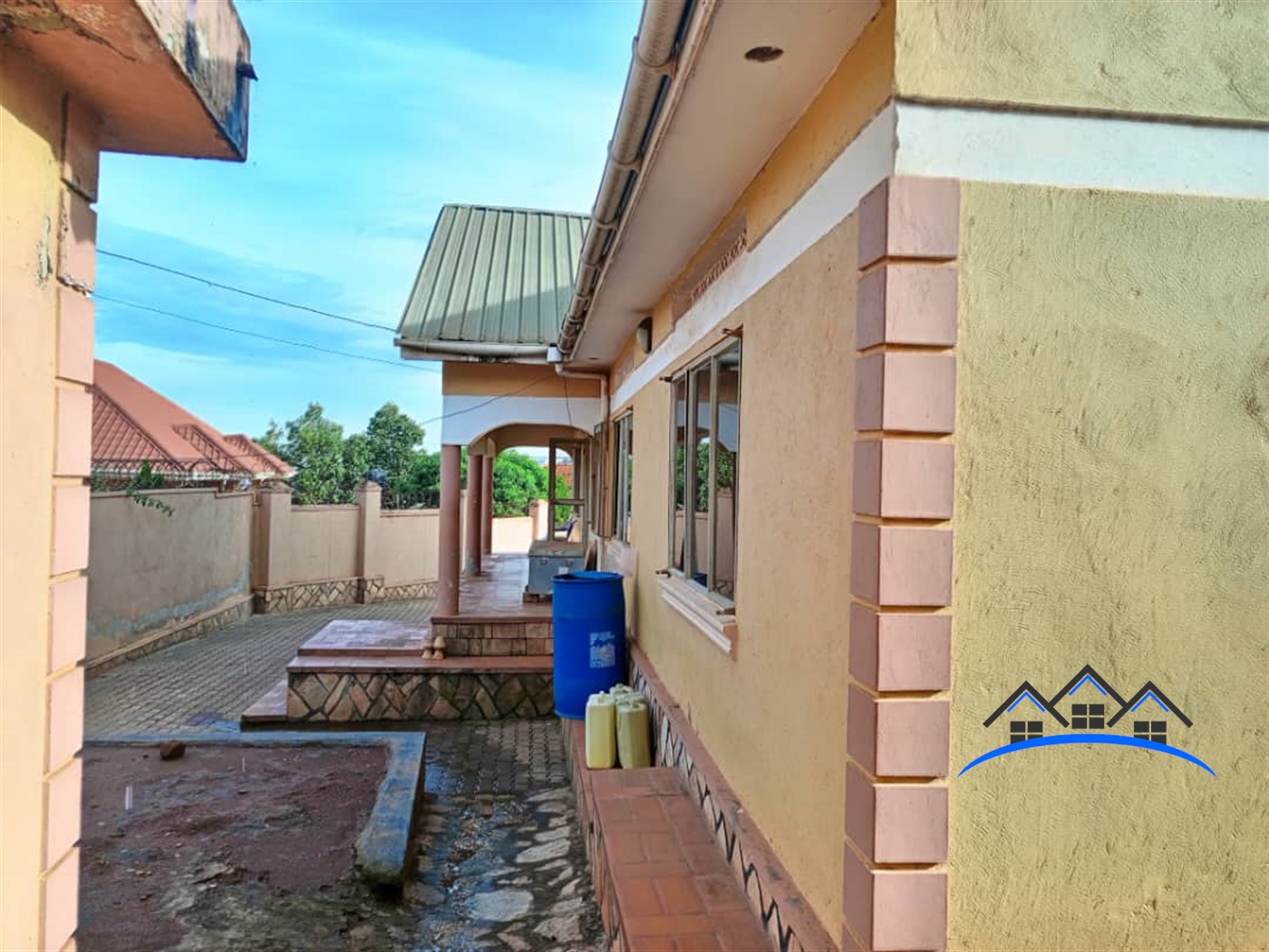 Bungalow for sale in Namugongo Wakiso