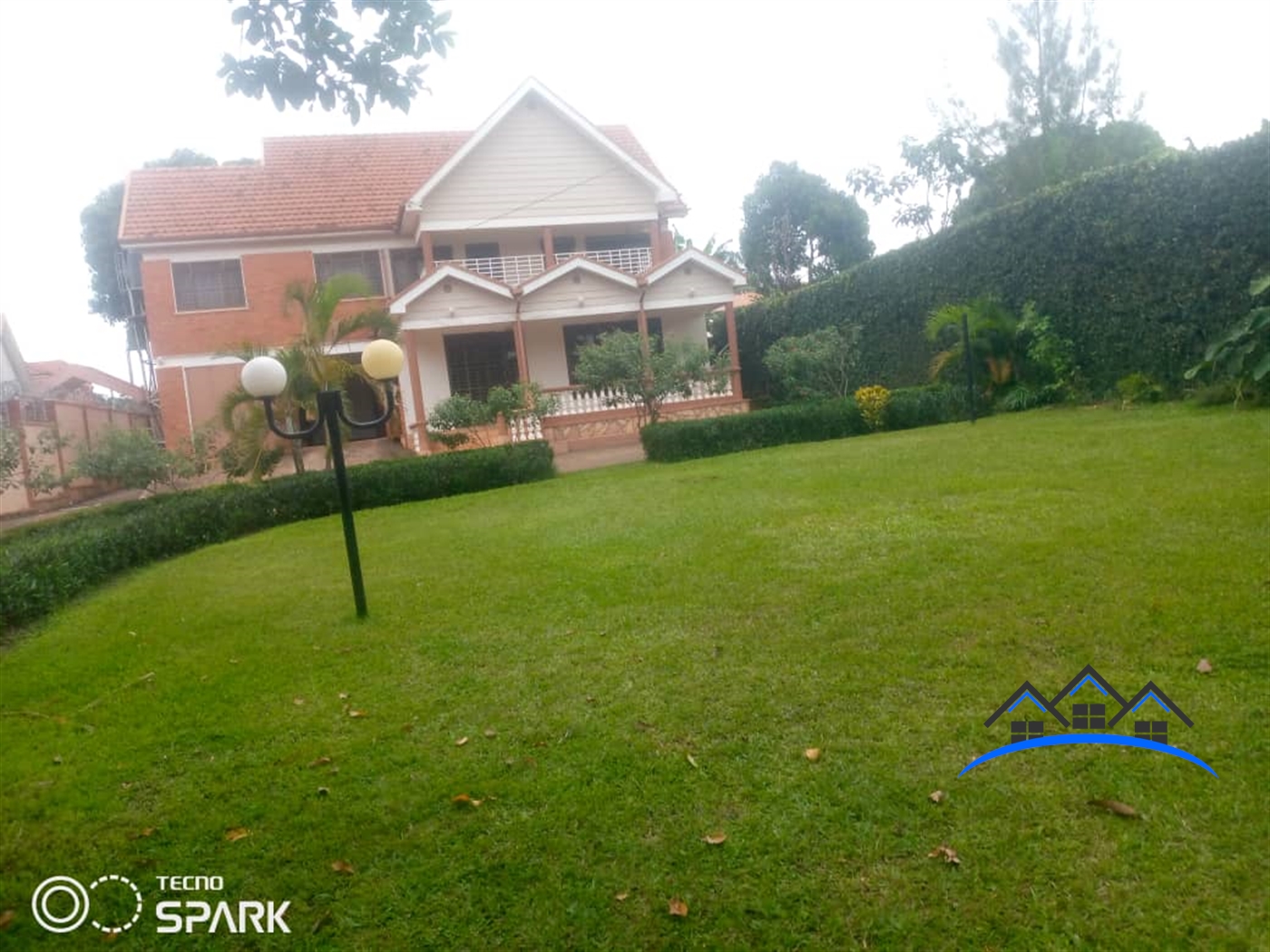 Mansion for sale in Kisaasi Kampala