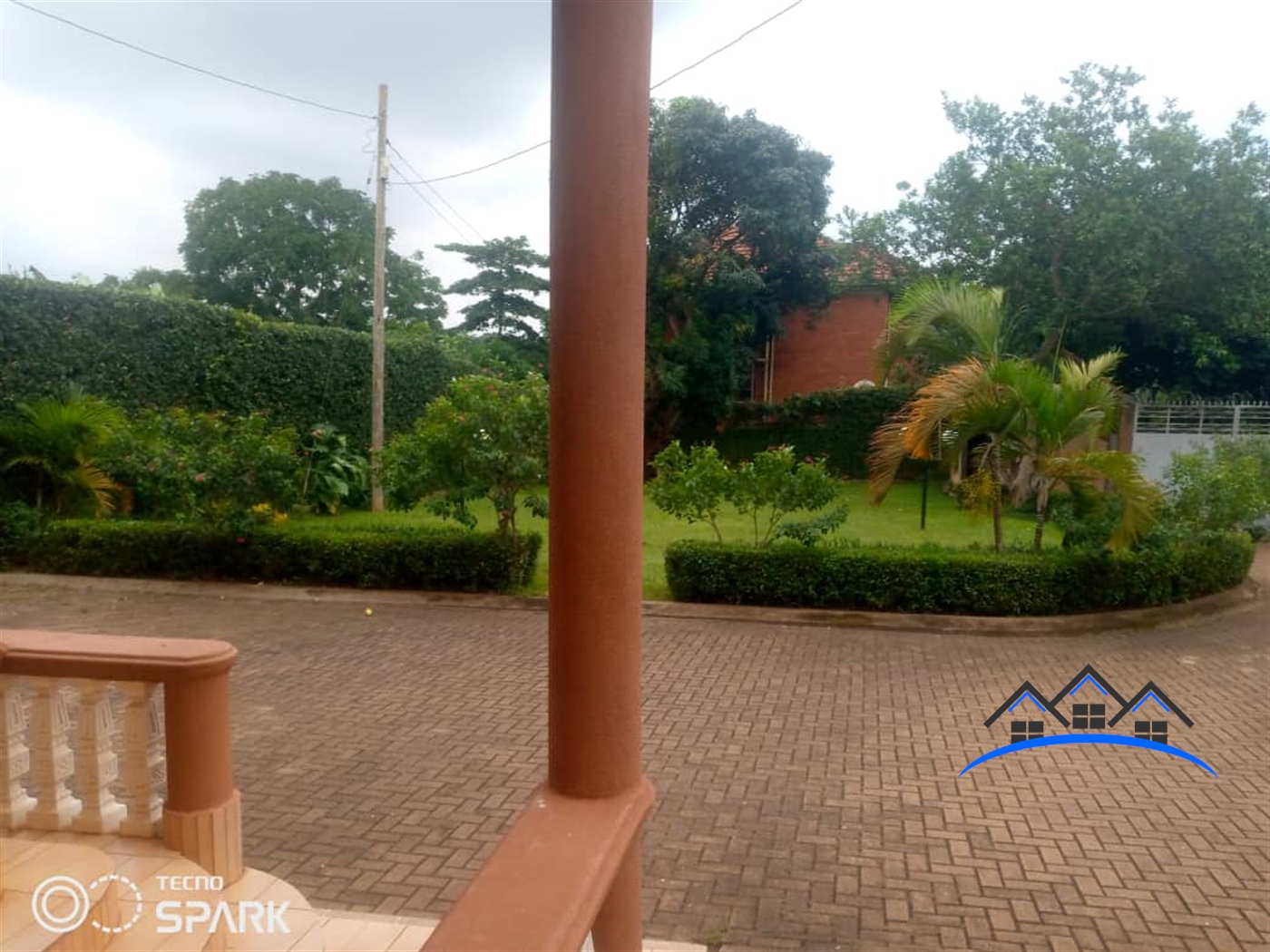 Mansion for sale in Kisaasi Kampala